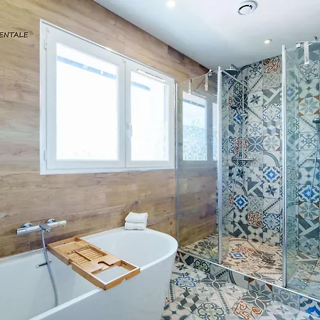 5 Etoiles : Piscine Chauffee, 24 Pers., Proche - Fr-1-877-50 *